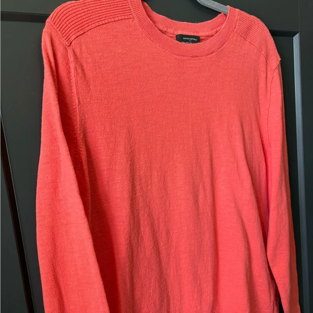 Banana Republic Men’s Coral Organic Cotton Sweater